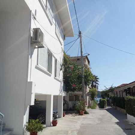 The Beach House Nydri  Exterior photo